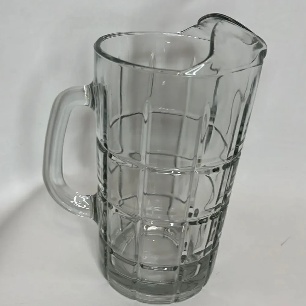 Anchor Hocking Glass Pitcher Tartan Square Paneled Handle 7 Cups Or 56 Oz